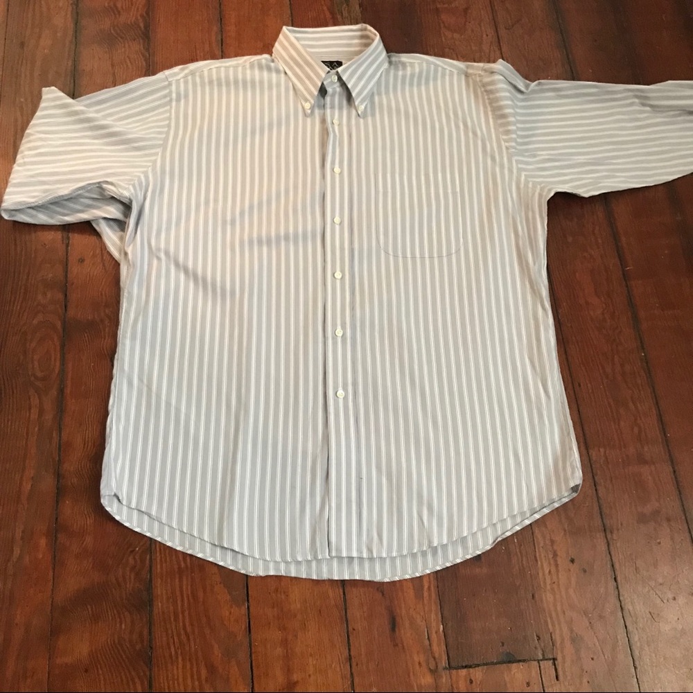 Gray white stripped Men’s Dress Shirt. Jos A Bank. - Picture 4 of 4